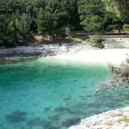Zora Appartamento Pola
