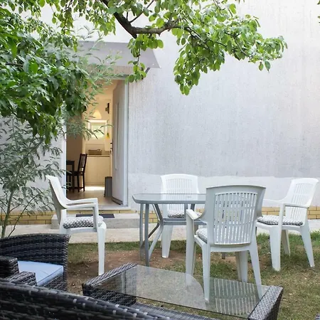 Apartment Zora Pula