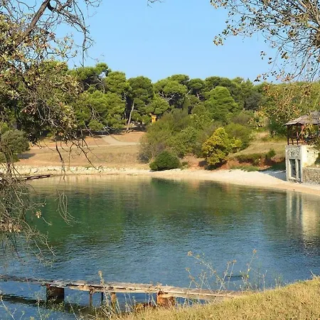 Zora * Pula