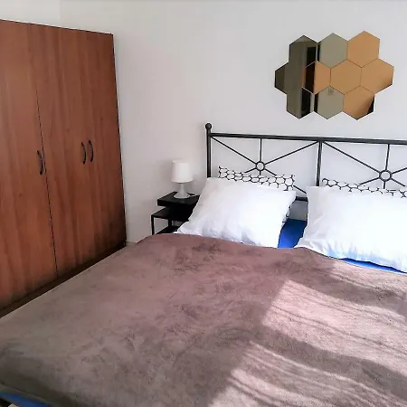 Zora Apartment *